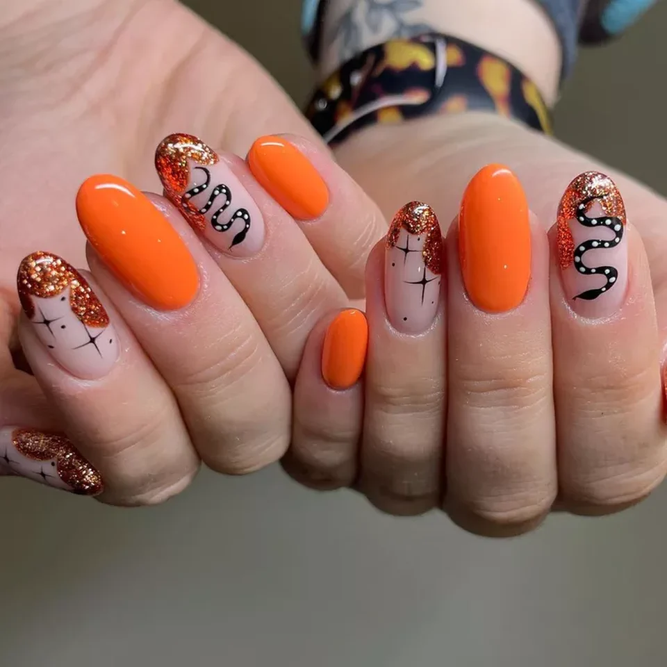 Snakes and Stars Nails