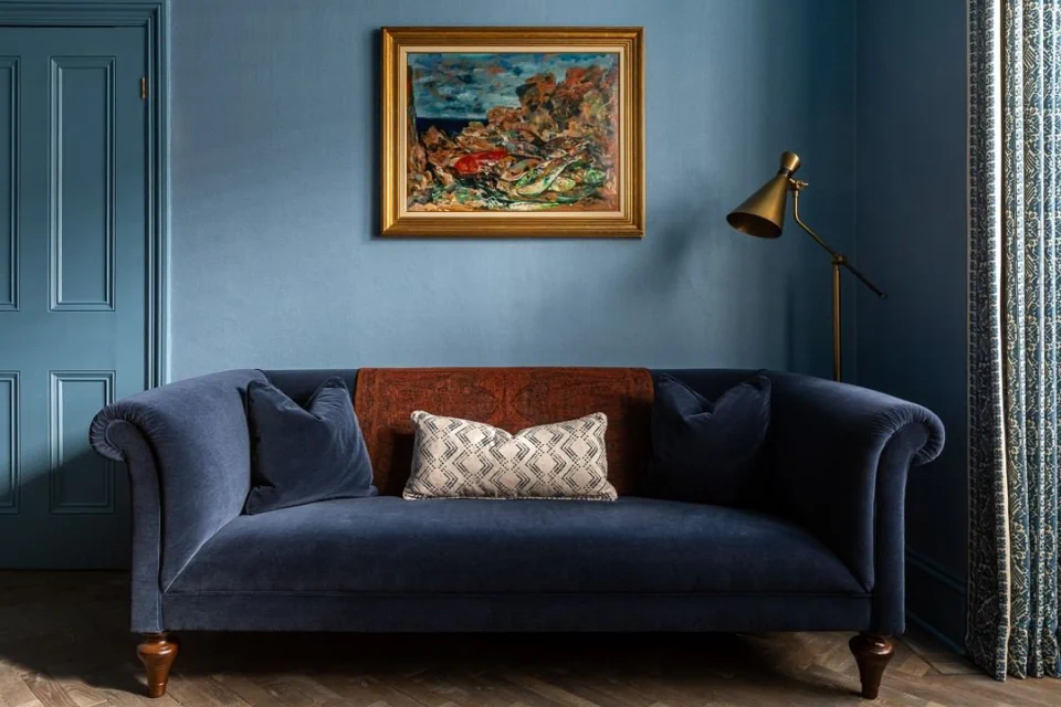 Blue Velvet Sofa Living Room Ideas - Minimalist the Old British Way	