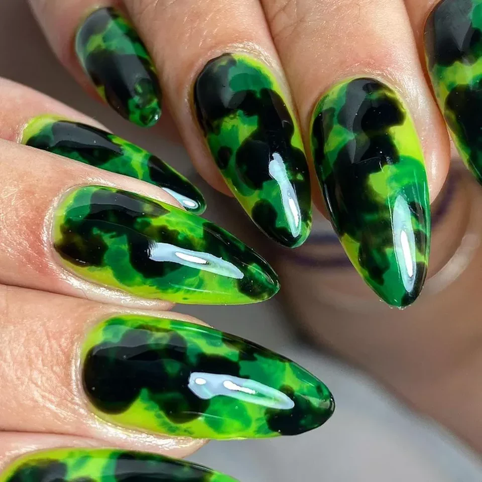 Green Toxic Nails	