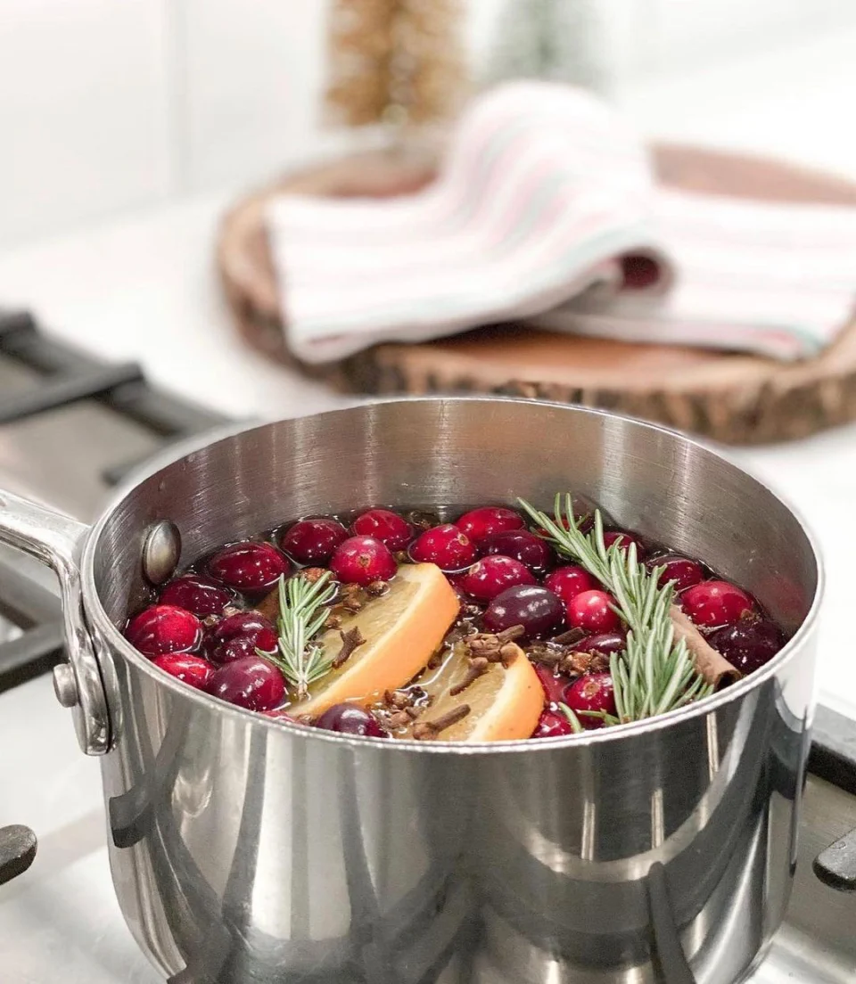 Boil Stovetop Potpourri Mixtures to Make Your Home Smell Amazing