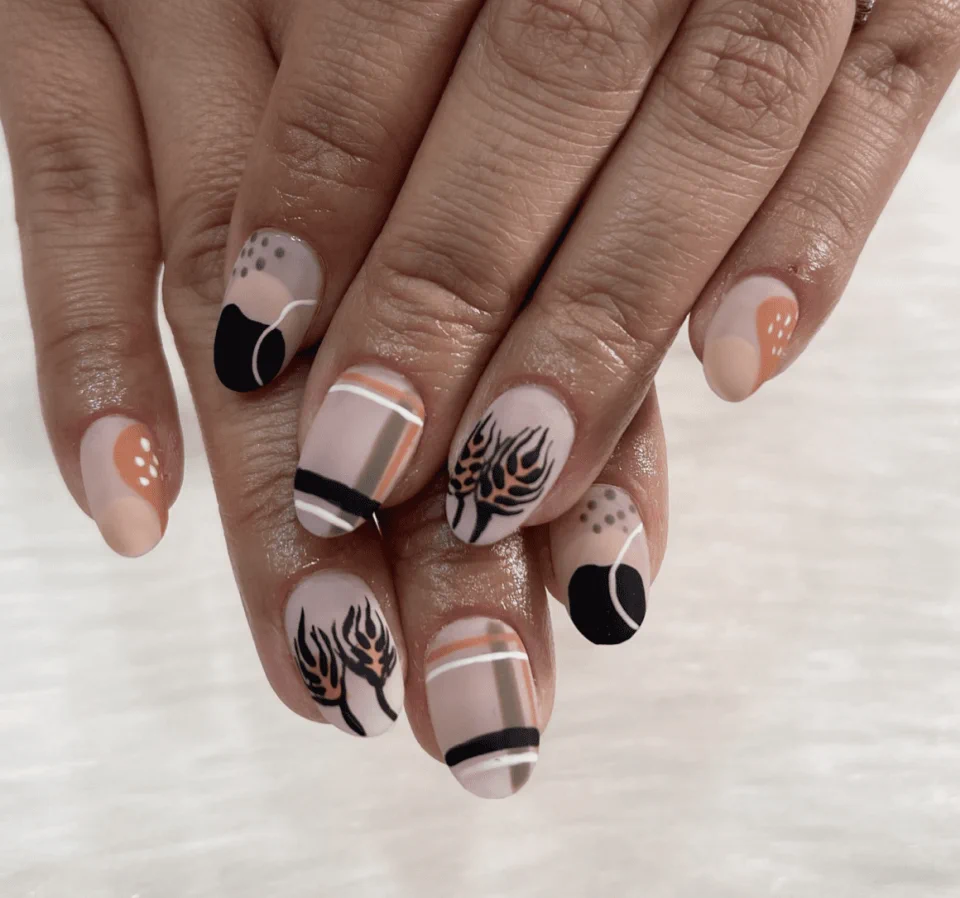 Trendy Fall Nail