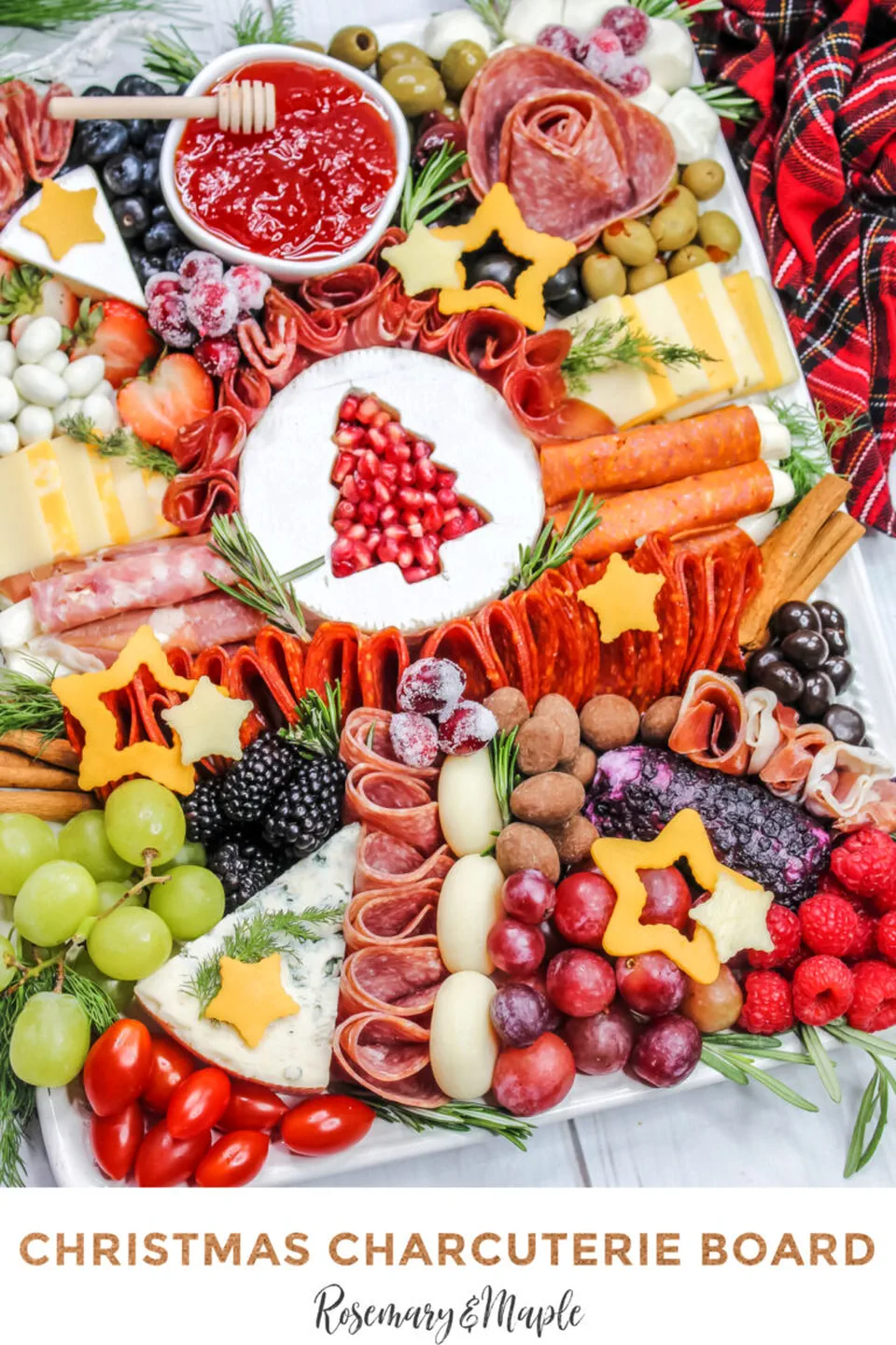 Christmas Charcuterie Board Ideas 23 - Bountiful Holiday