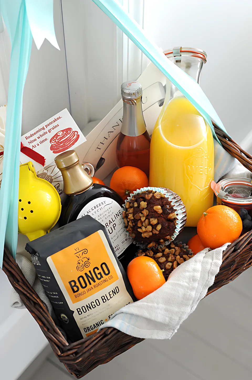 Christmas Gift Basket Ideas 20 - Breakfast Bonanza Basket