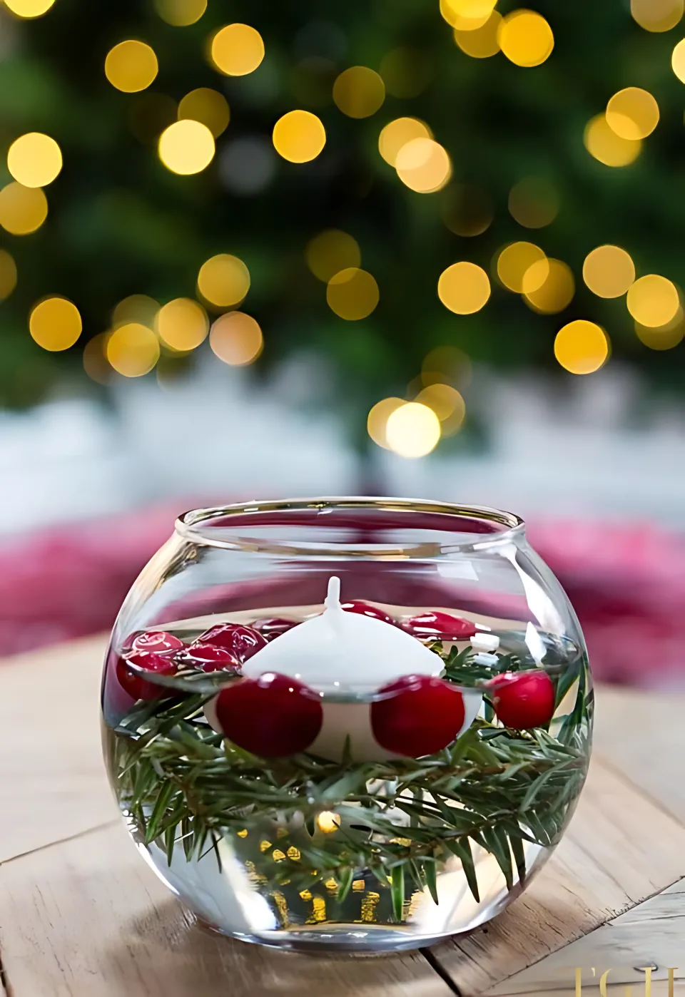 DIY Christmas Centerpiece 5 - Floating Candle	