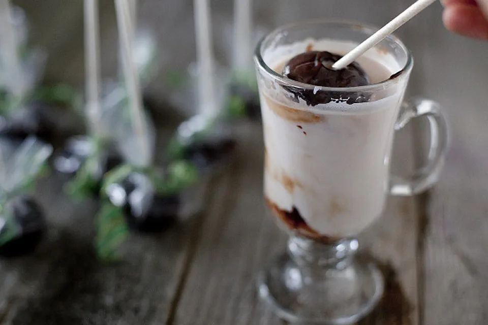 DIY Christmas Gifts 5 - Hot Chocolate On a Stick