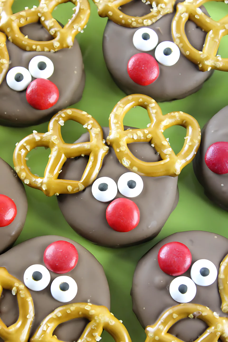 No Bake Christmas Treats 8 - Reindeer Oreos