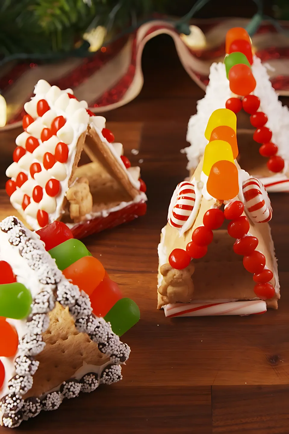 No Bake Christmas Treats 9 - Mini Gingerbread Houses